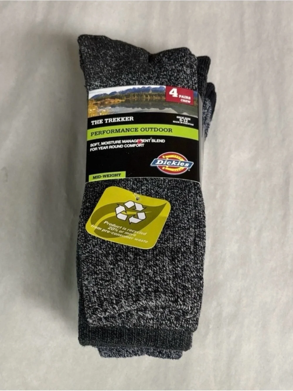 New Dickies Socks Men’s 4 Pair Performance Outdoor Mid-Weight Casual Dark Gray